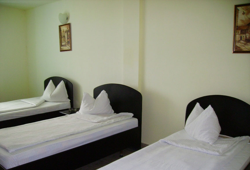 Conditii hotel de 3 stele in caminul de batrani Sfantul Sava Cluj