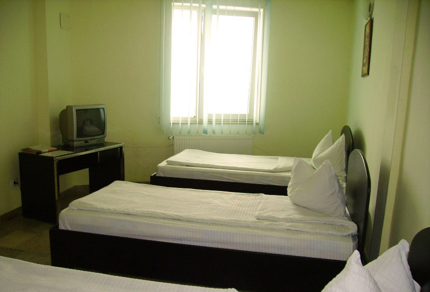 Conditii hotel de 3 stele in caminul de batrani Sfantul Sava Cluj